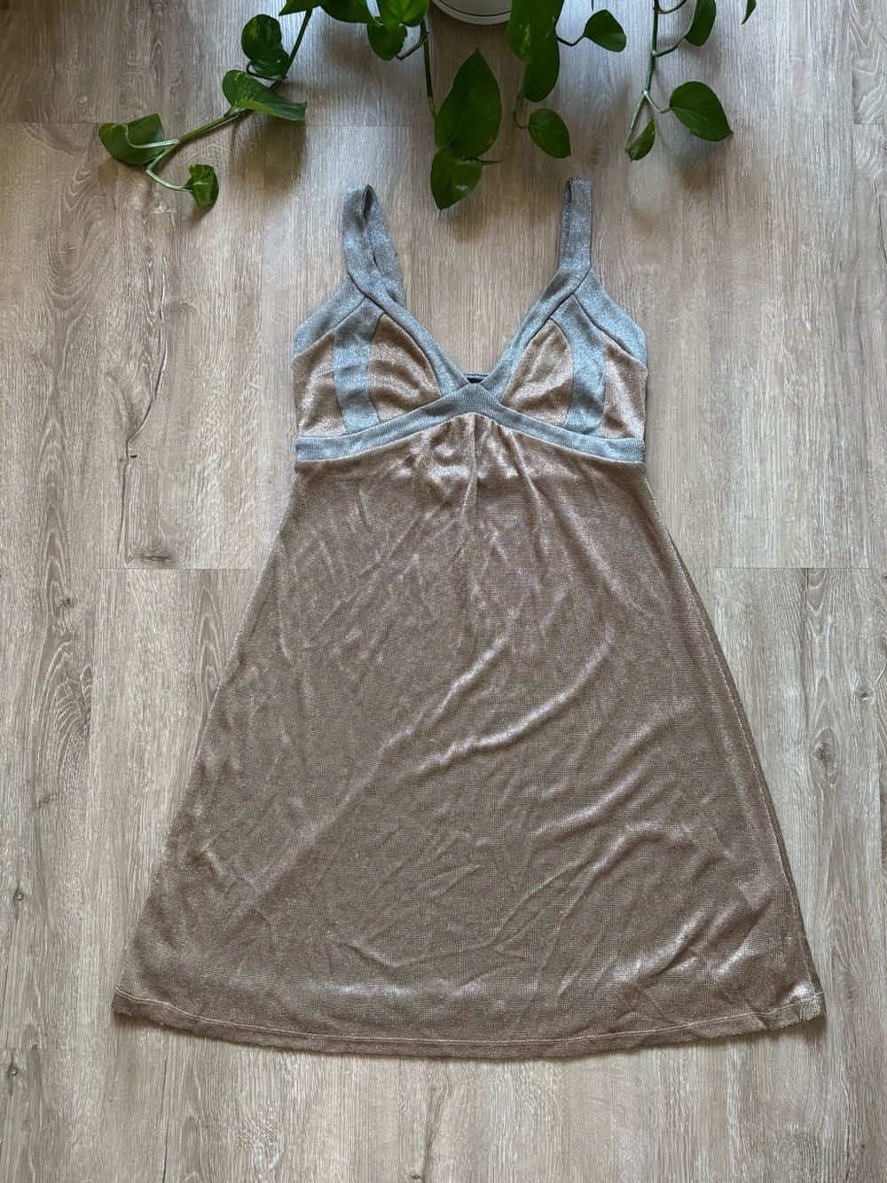 VTG y2k Disco Color Block Gold and Silver Shimmery Dress